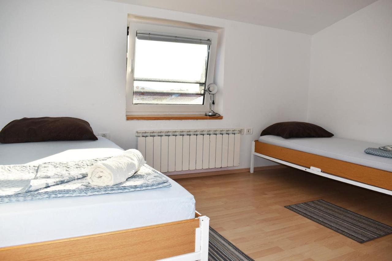 Rooms Busija 伊佐拉 外观 照片