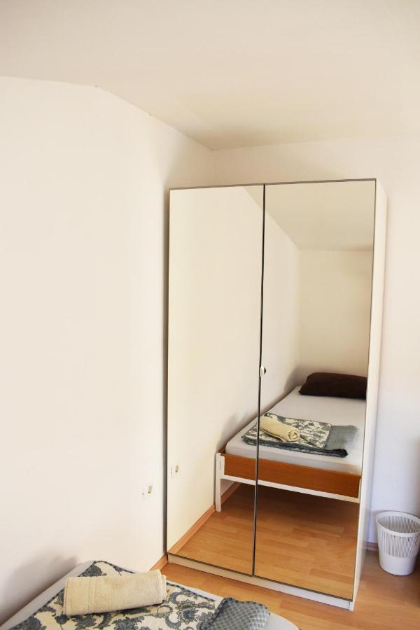 Rooms Busija 伊佐拉 外观 照片