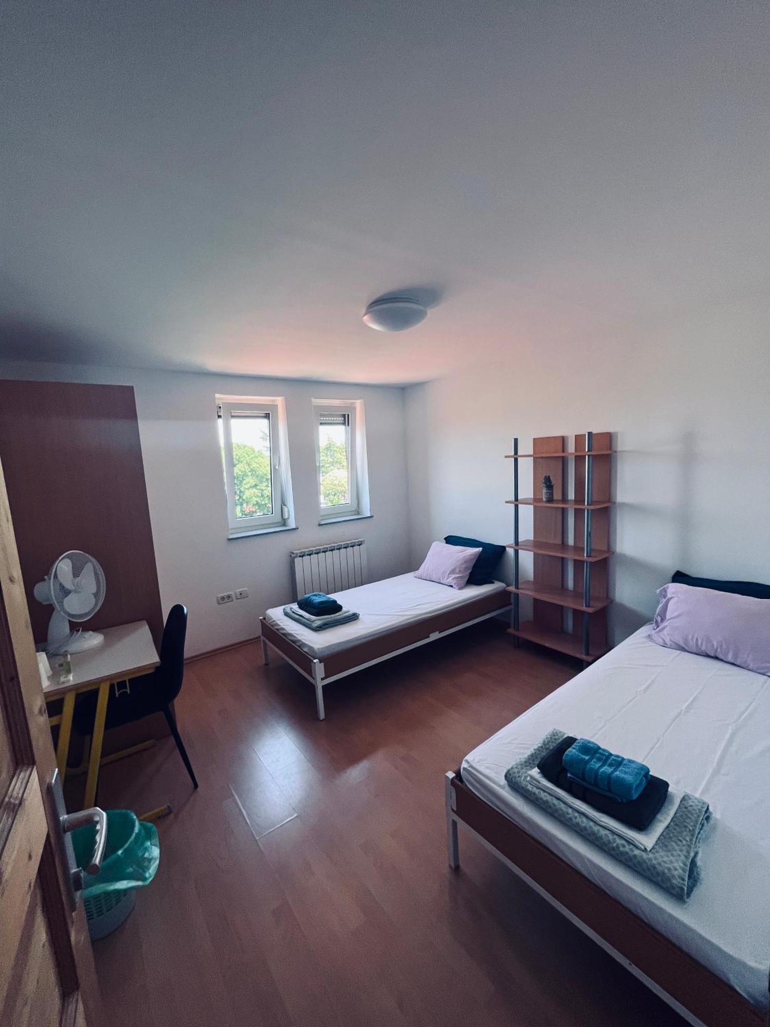 Rooms Busija 伊佐拉 外观 照片